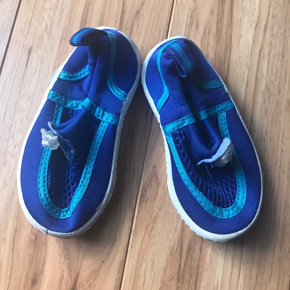 TEENY TINY SPEEDO water shoes